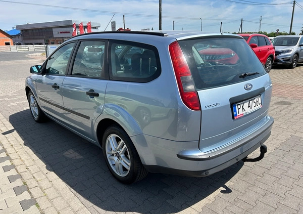 Ford Focus cena 7700 przebieg: 286400, rok produkcji 2004 z Sochaczew małe 121